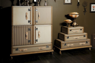 Illustration for article titled Retrotastic Furniture Made from Amazing Old Suitcases and Trunks